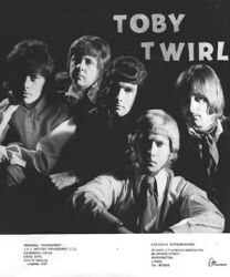 Toby-Twirl-3